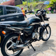 BAJAJ PLATINA 2017