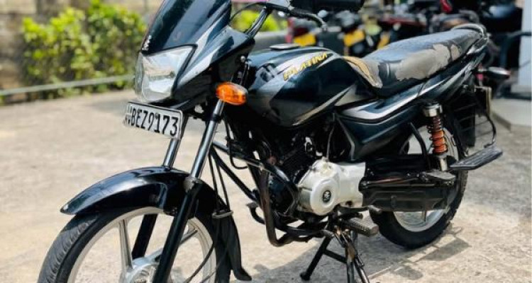 BAJAJ PLATINA 2017