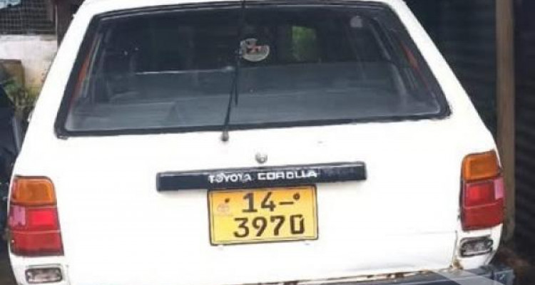 TOYOTA COROLLA DX WAGON 1983