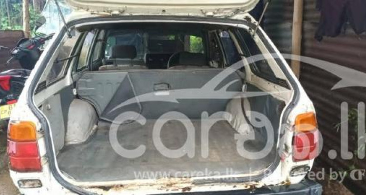 TOYOTA COROLLA DX WAGON 1983