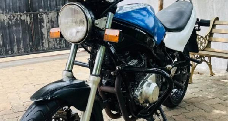 SUZUKI GS500 1998