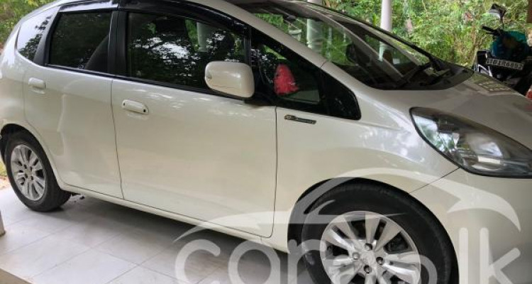 HONDA FIT GP1 2012