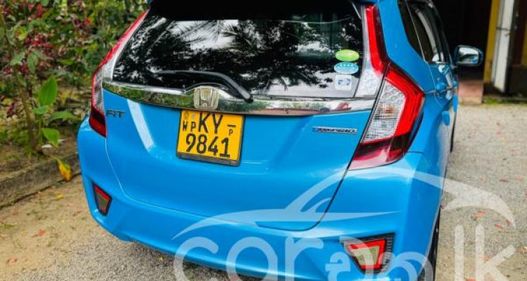 HONDA FIT GP5 2013
