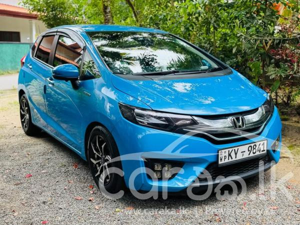 HONDA FIT GP5 2013