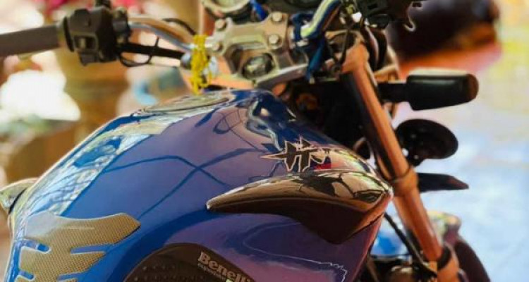 HONDA HORNET 2012