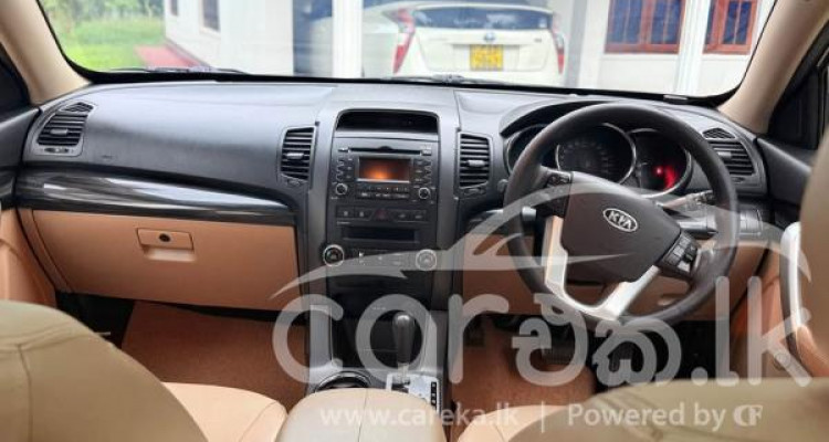 KIA SORENTO 2010