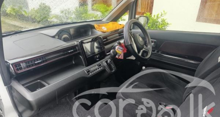 SUZUKI WAGON R STINGRAY 2018