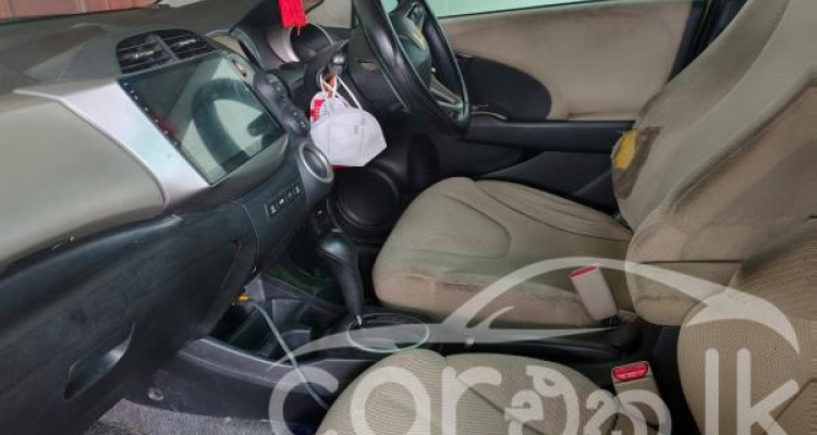 HONDA FIT GP1 2010