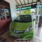 HONDA FIT GP1 2010