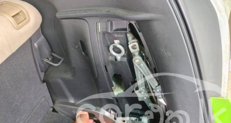 HONDA FIT GP1 2010