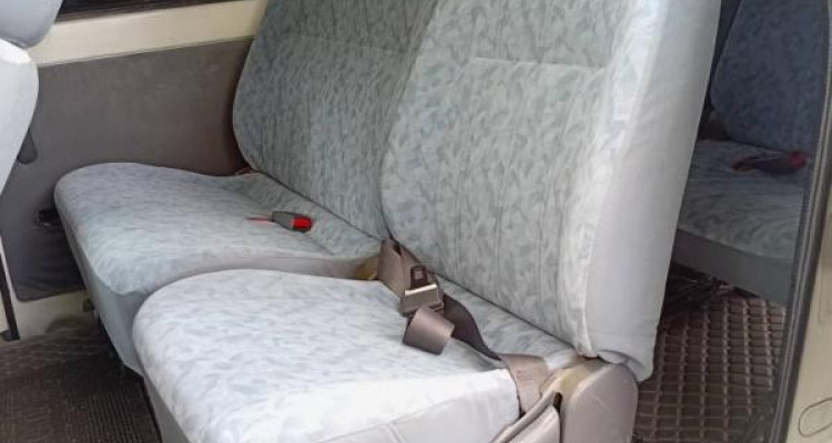 TOYOTA NOAH 1998
