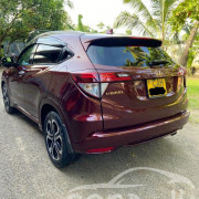 HONDA VEZEL 2015