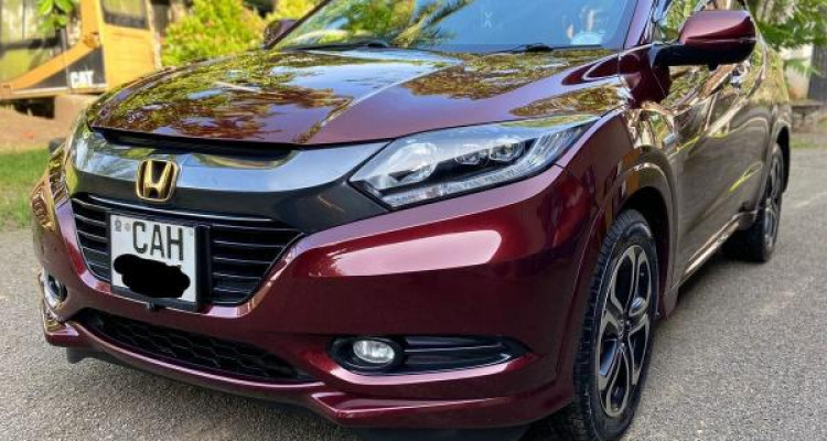 HONDA VEZEL 2015