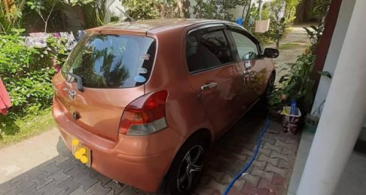 TOYOTA VITZ 2007