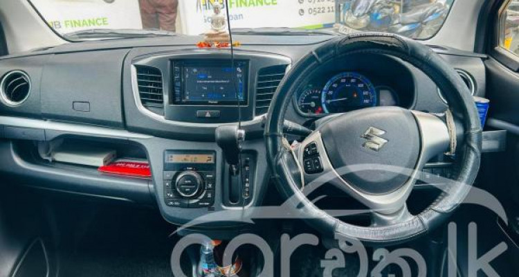 SUZUKI WAGON R STINGRAY 2014