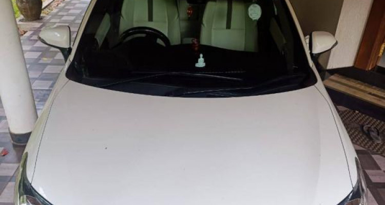 TOYOTA AXIO 2018
