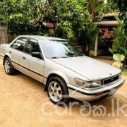 NISSAN BLUEBIRD 1989
