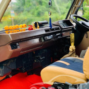 MITSUBISHI DELICA L300 1986