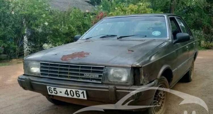 HYUNDAI STELLAR 1986