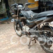 BAJAJ PLATINA 2017