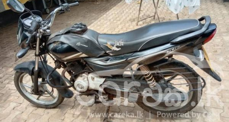 BAJAJ PLATINA 2017