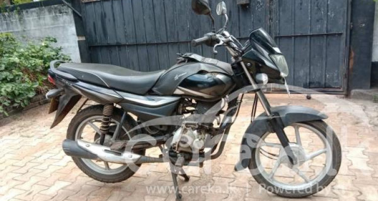 BAJAJ PLATINA 2017