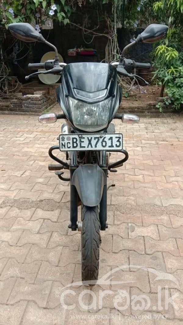 BAJAJ PLATINA 2017