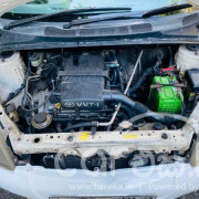 TOYOTA VITZ 2000