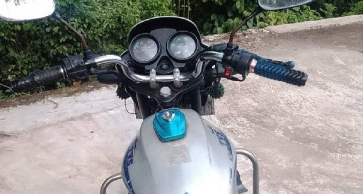 TVS CENTRA 2004