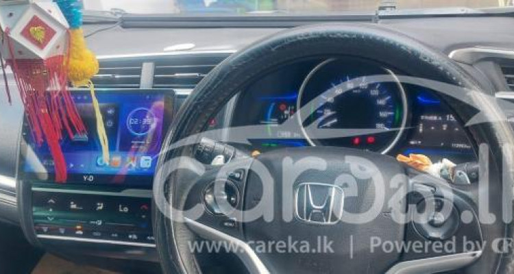 HONDA FIT GP5 2014