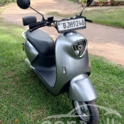 YADEA M6 2024