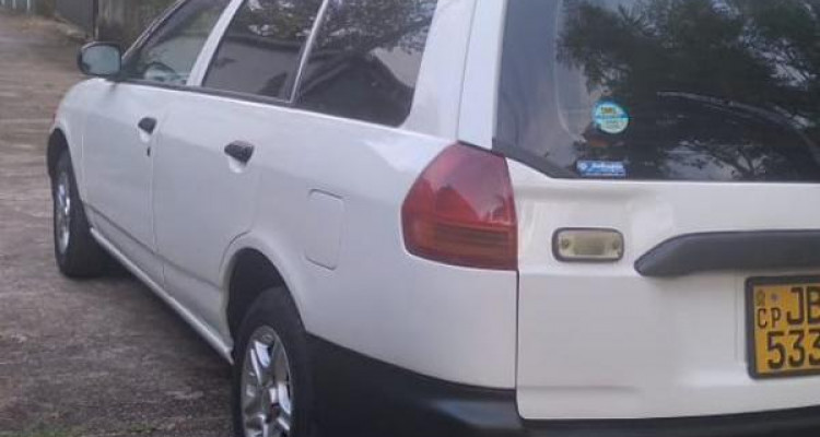 MAZDA WAGON 2001
