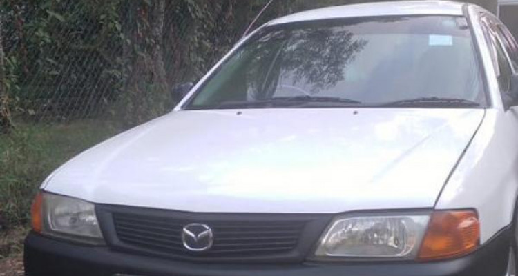 MAZDA WAGON 2001
