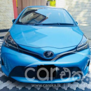 TOYOTA VITZ 2016