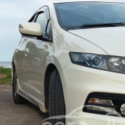 HONDA INSIGHT 2012