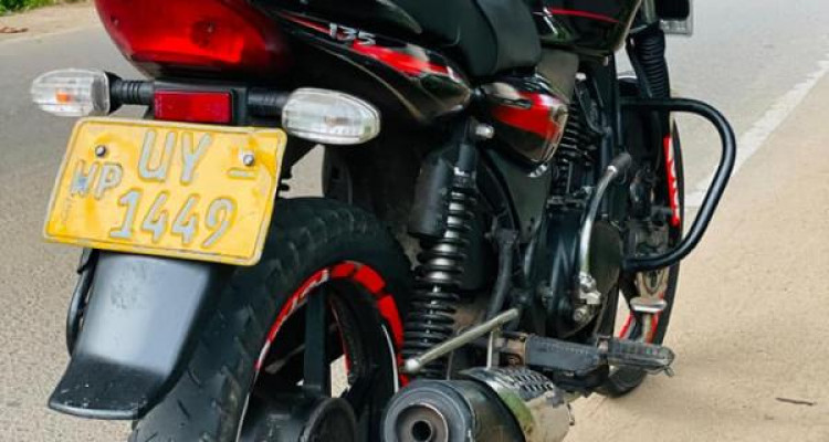 BAJAJ DISCOVER 2009