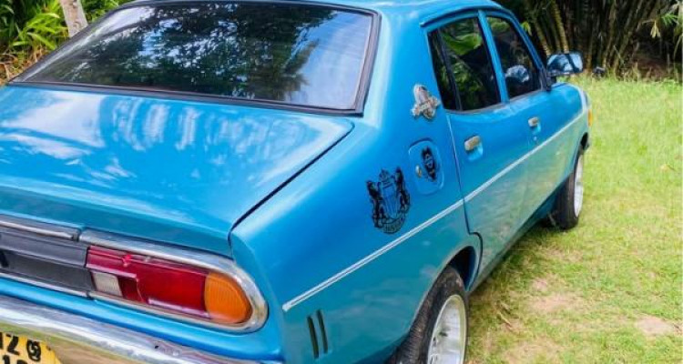 NISSAN SUNNY B211 1978