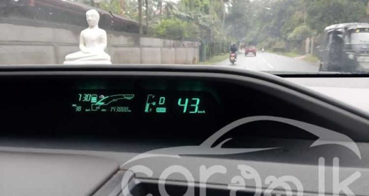 TOYOTA AQUA 2013
