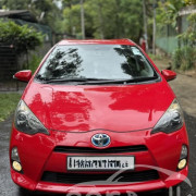 TOYOTA AQUA 2012