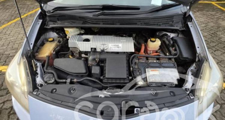 TOYOTA PRIUS 2011