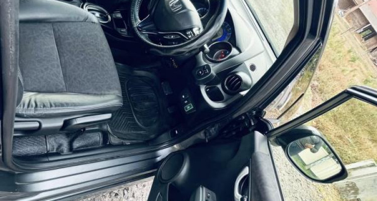HONDA FIT SHUTTLE 2014