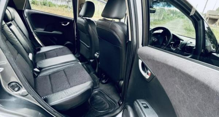 HONDA FIT SHUTTLE 2014