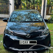 TOYOTA VITZ 2015