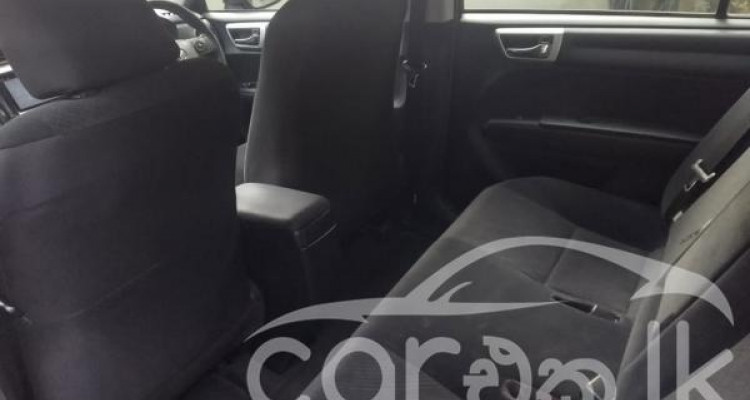 TOYOTA AXIO 2014