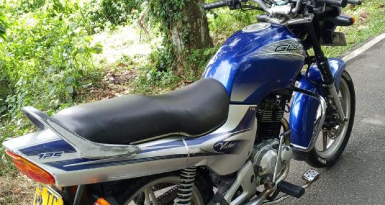 TVS VICTOR 2007