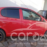 TOYOTA VITZ 1999