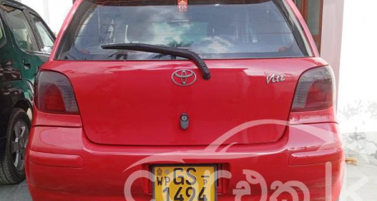 TOYOTA VITZ 1999