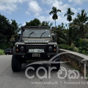 LAND ROVER DEFENDER 2002