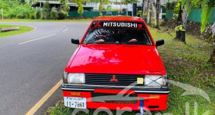 MITSUBISHI LANCER BOX 1981