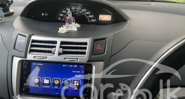 TOYOTA VITZ 2007